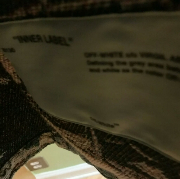 Off white coat - Picture 7 of 7